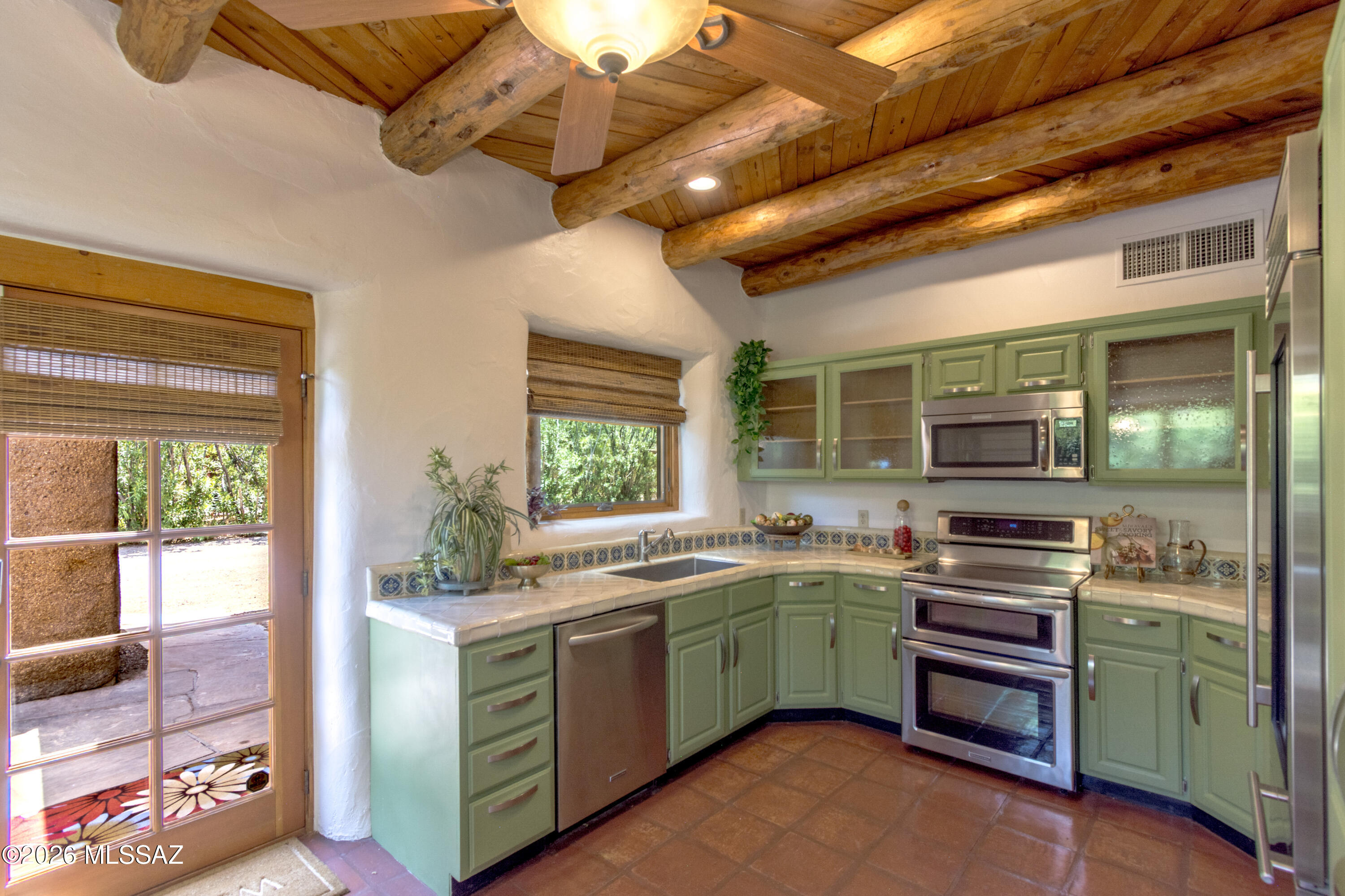 5092 East Fort Lowell Road Tucson, AZ 85712 - Photo 10 of 37 Bright Kitchen with Character