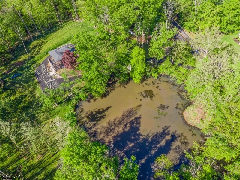 242 Lake Road Morristown, NJ 07960 - Photo 13 of 47