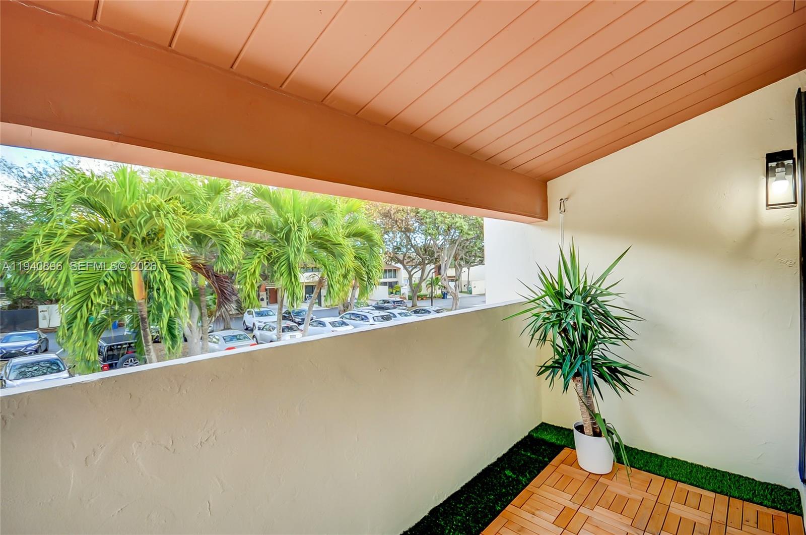 7700 Southwest 103rd Place Miami, FL 33173 - Photo 14 of 19