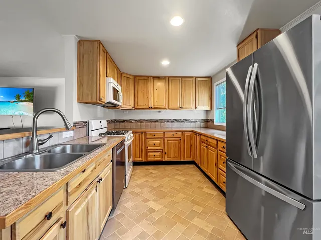 $315,000 | 1370 Southwest 11th Street, Ontario, OR 97914