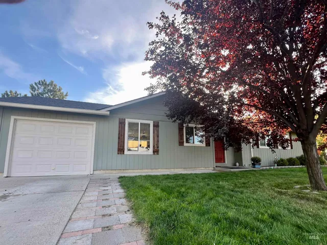 $315,000 | 1370 Southwest 11th Street, Ontario, OR 97914