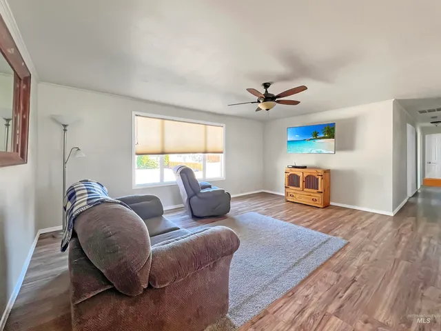 $315,000 | 1370 Southwest 11th Street, Ontario, OR 97914