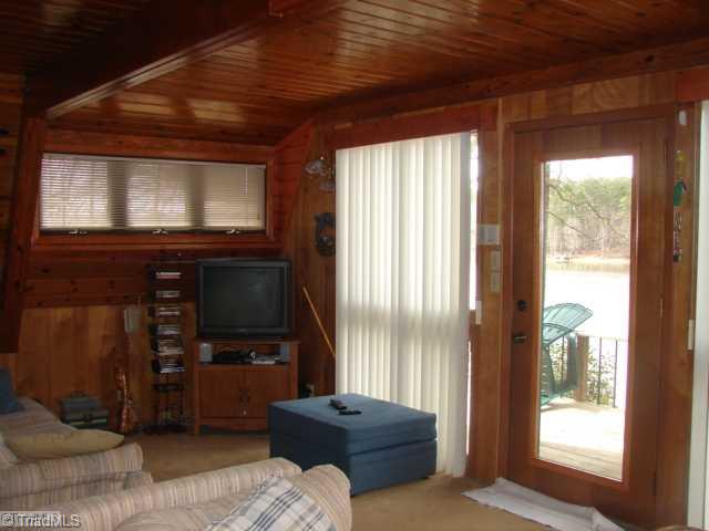 463 Betty Craven Road Denton, NC 27239 - Photo 6 of 16 Den/Family/Great Room. view of great room. good view of water from the inside.