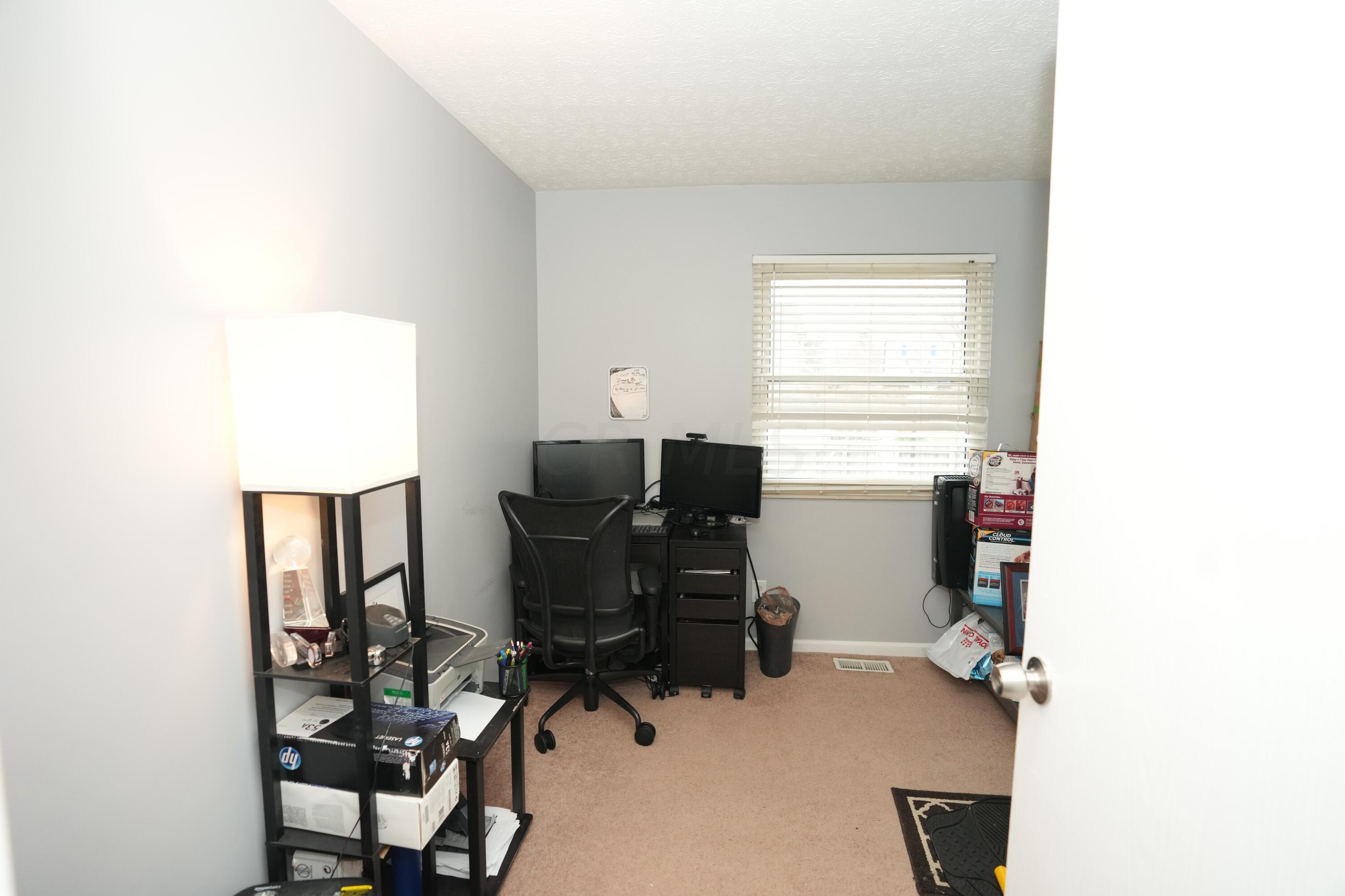 190 Chapelfield Road Columbus, OH 43230 - Photo 17 of 34 DSC09578-1