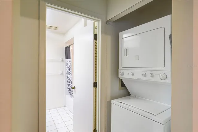 a view of bathroom with a toilet and a view of bathroom