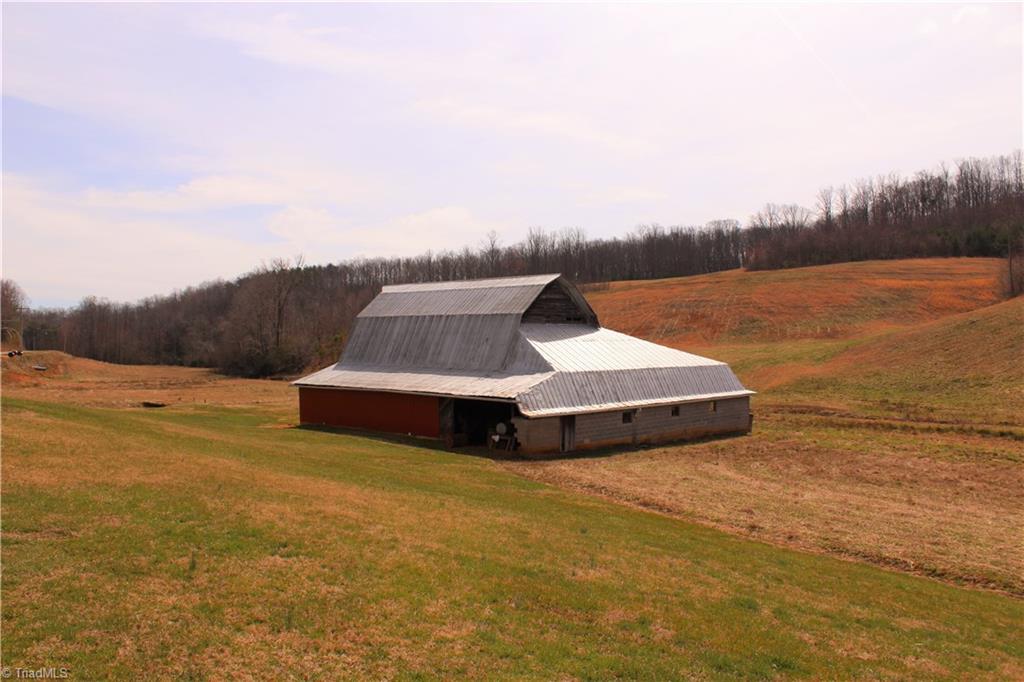 485 Slate Mountain Road Mount Airy, NC 27030 - Photo 19 of 26 Gallery Image 19