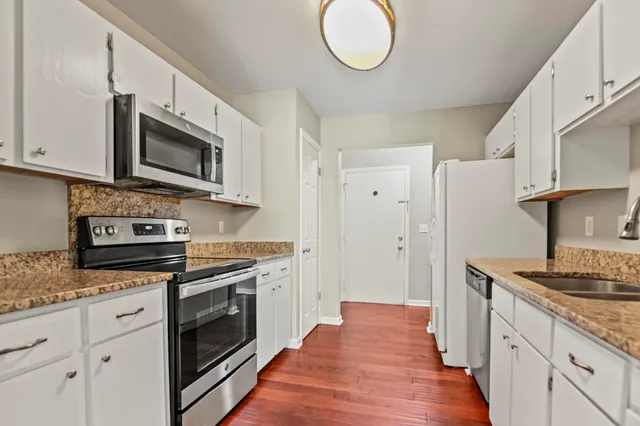 $2,195 | 2311 Tall Sail Drive, Unit 1106, Charleston, SC 29414