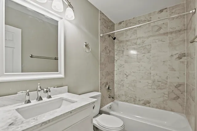 $2,195 | 2311 Tall Sail Drive, Unit 1106, Charleston, SC 29414