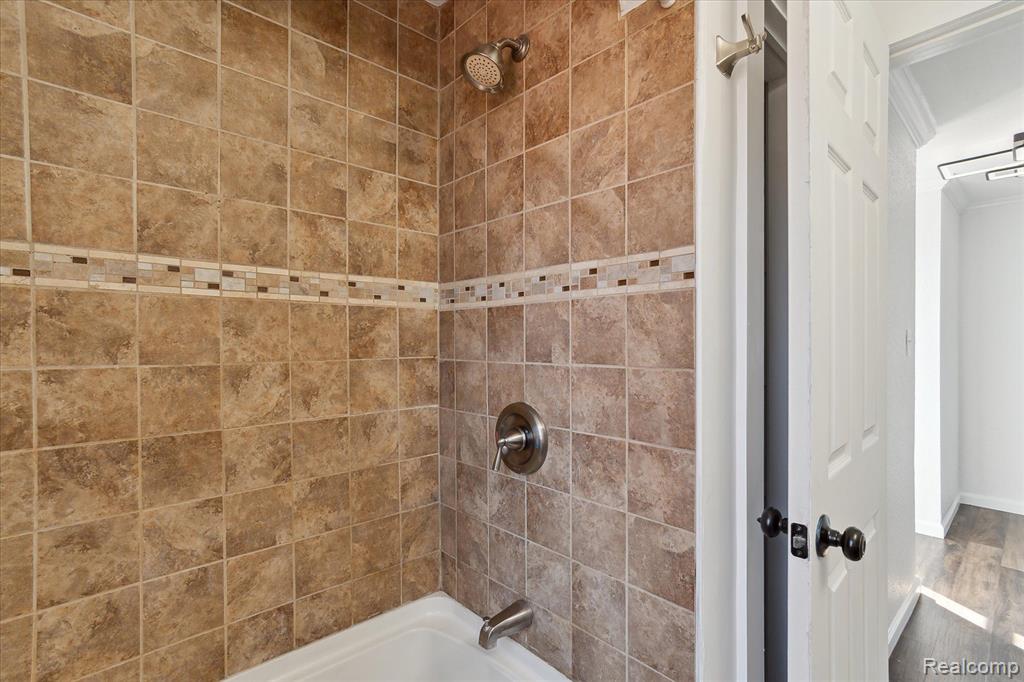 14544 Ashton Road Detroit, MI 48223 - Photo 25 of 40