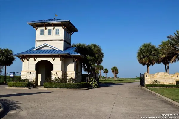 $84,900 | 3414 Beachside Boulevard, Palacios, TX 77465
