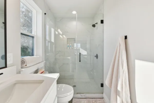 $2,395 | 25 Woodacre Drive, Wimberley, TX 78676