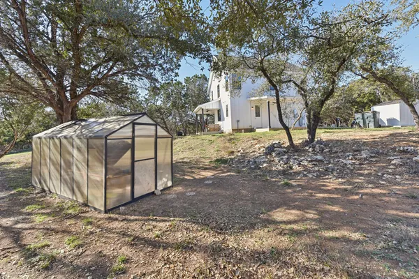 $2,395 | 25 Woodacre Drive, Wimberley, TX 78676