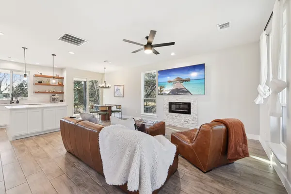 $2,395 | 25 Woodacre Drive, Wimberley, TX 78676