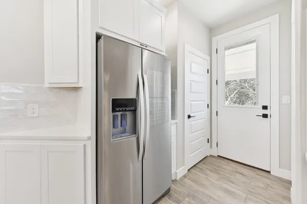 $2,395 | 25 Woodacre Drive, Wimberley, TX 78676