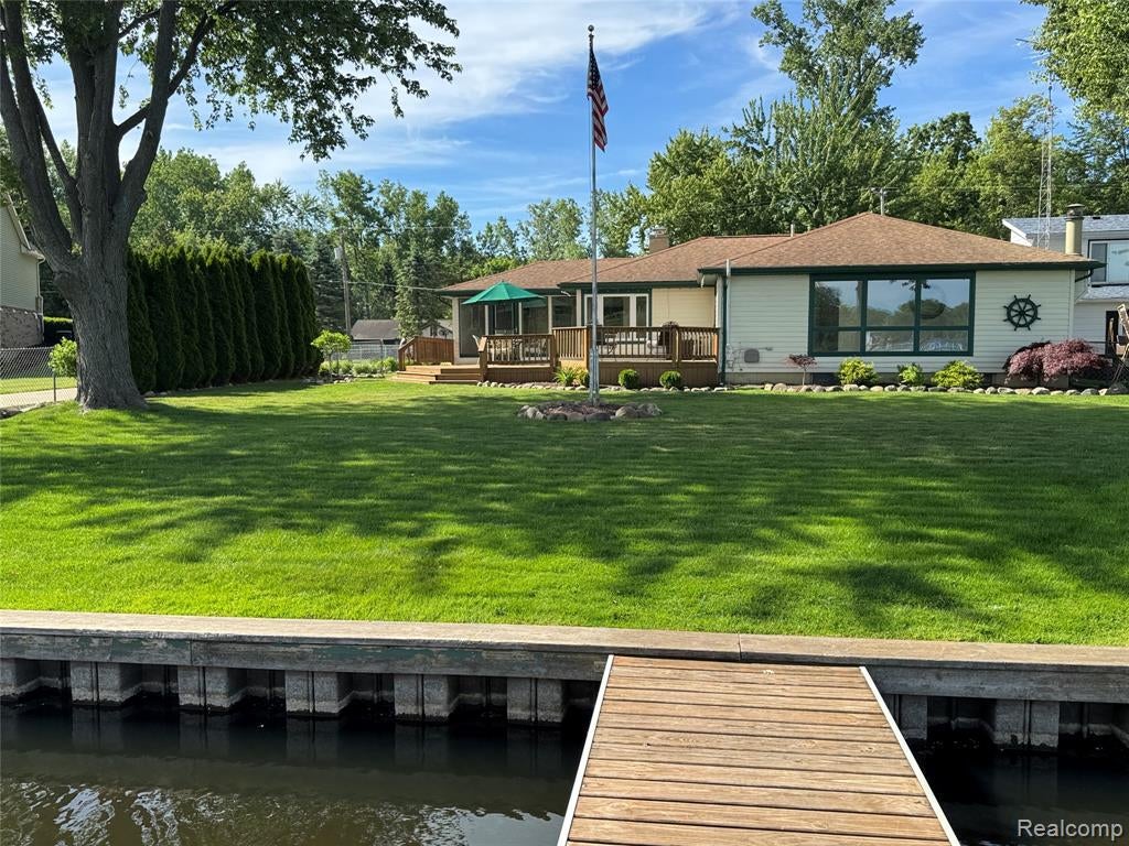 3138 Ponemah Drive Fenton, MI 48430 - Photo 18 of 19 Gallery Image 18