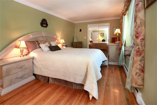 15 Andrews Road Topsfield, MA 01983 - Photo 8 of 17 Gallery Image 8