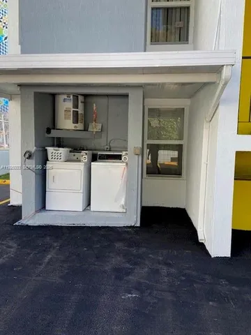 $2,150 | 828 Southwest 20th Avenue, Unit 7, Miami, FL 33135