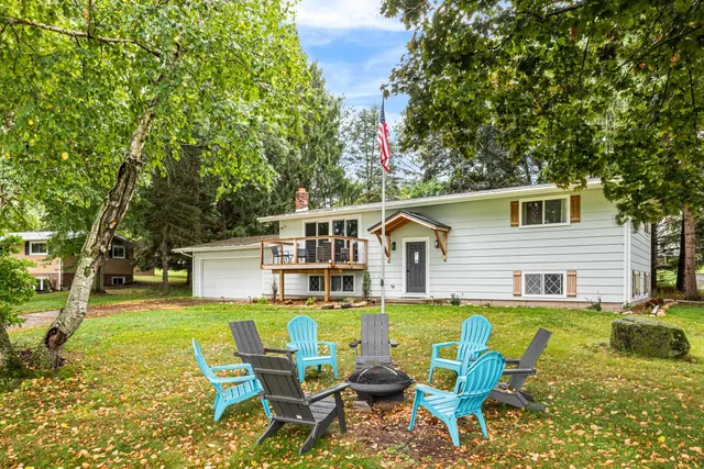 $889,000 | W3141 Bay Green Lake, Green Lake, WI 54941