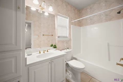 $280,000 | 9144 Oxford Pl Drive, Baton Rouge, LA 70809