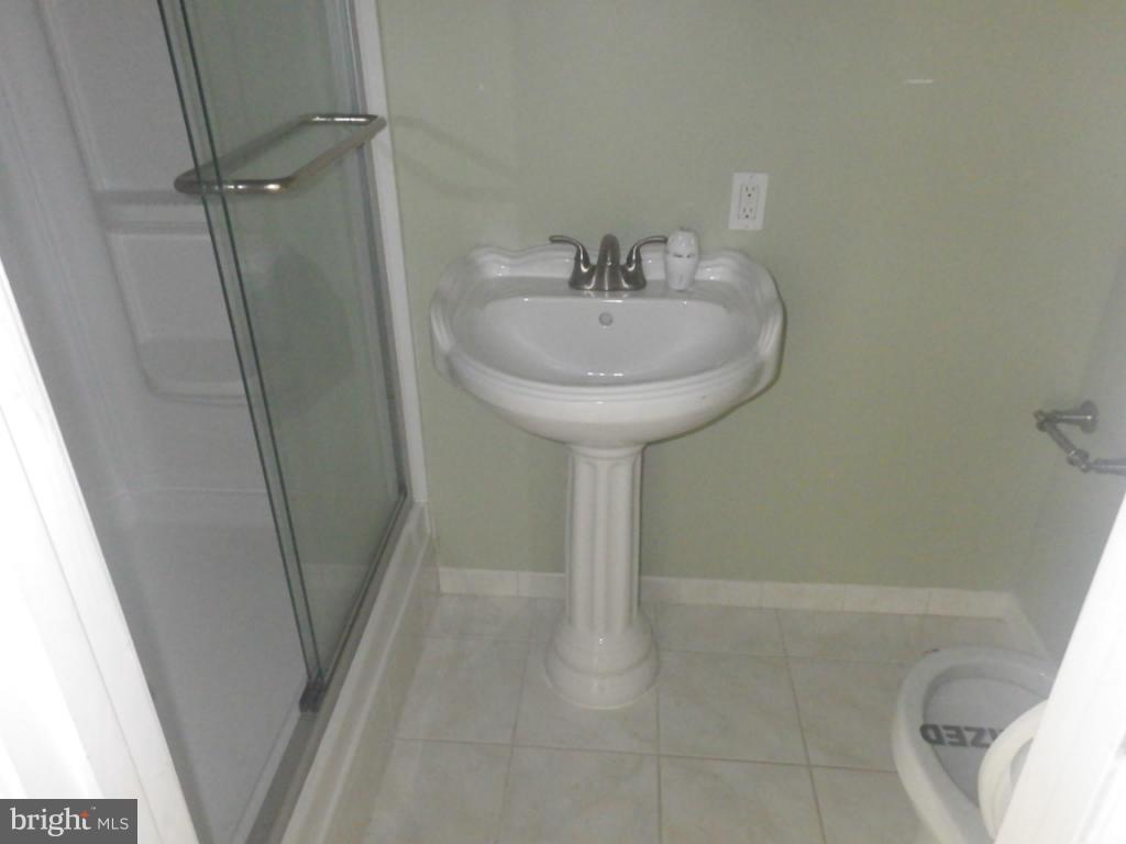 982 Fall Ridge Way Gambrills, MD 21054 - Photo 14 of 14 Bath