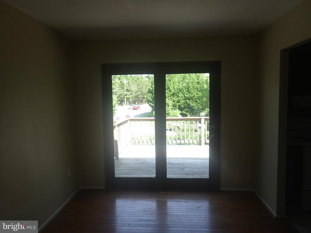 982 Fall Ridge Way Gambrills, MD 21054 - Photo 4 of 14 Dining Room