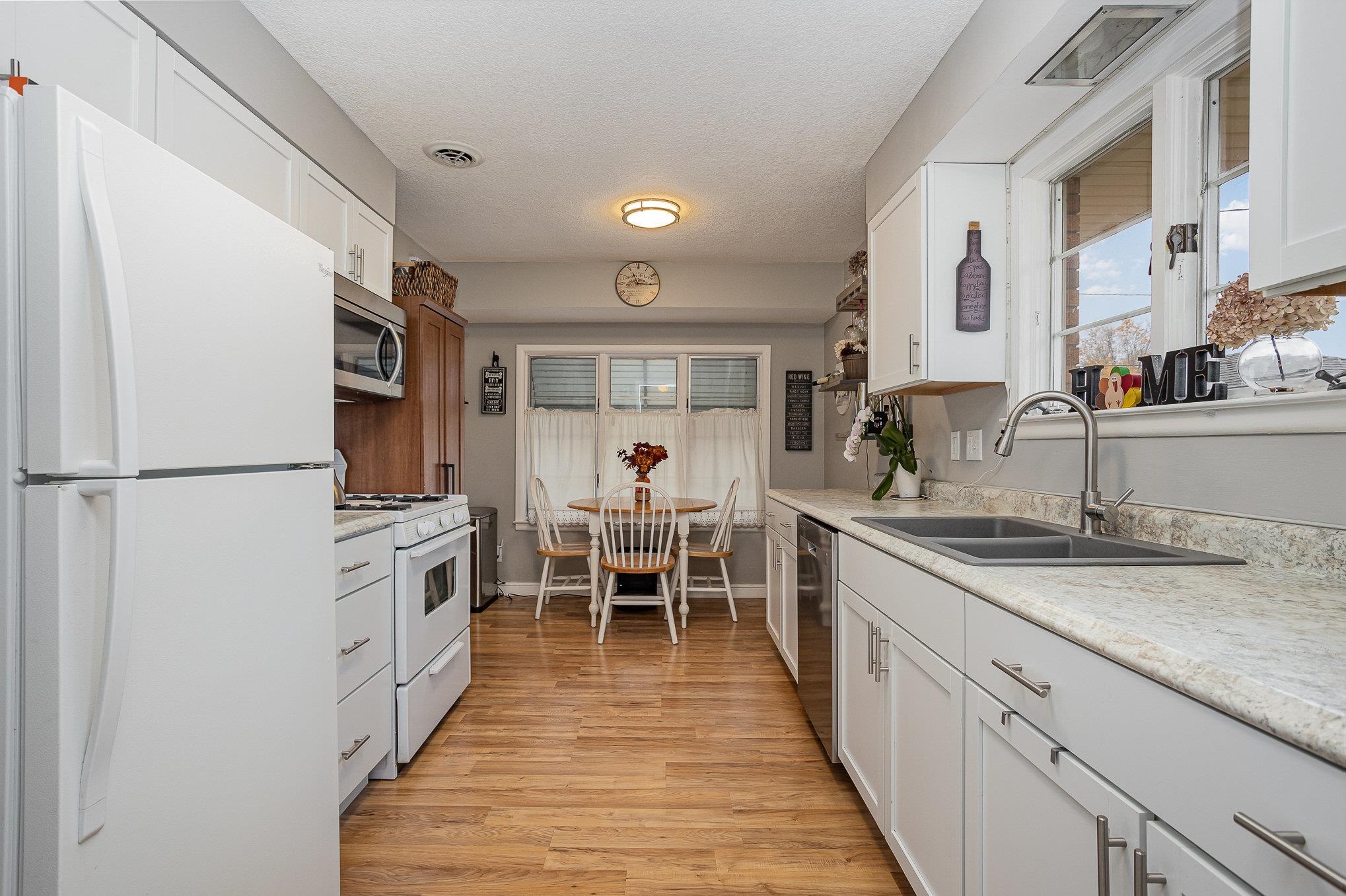1908 South Sherman Street Bay City, MI 48708 - Photo 7 of 21 Gallery Image 7