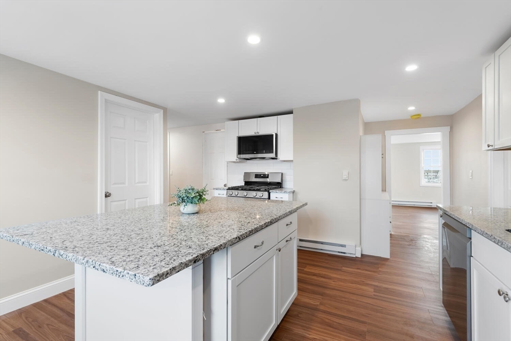 40 Middle Street, Unit 3A Gloucester, MA 01930 - Photo 11 of 18