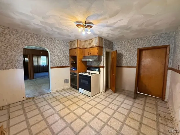 $150,000 | 10418 Cosby Manor Road, Deerfield, NY 13502