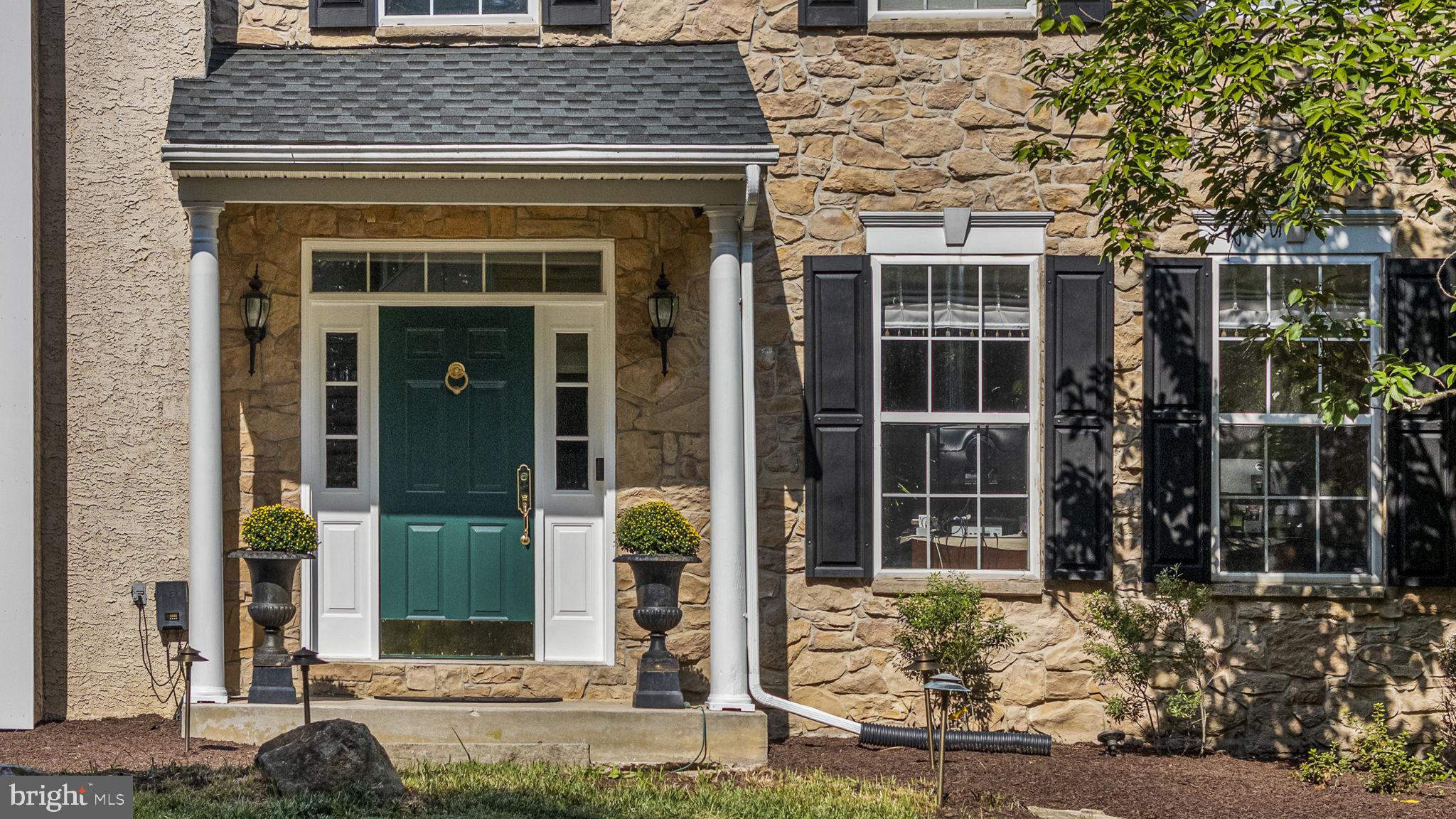 17 Highview Road Downingtown, PA 19335 - Photo 34 of 49 Covered entry way
