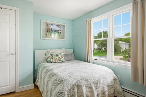 $1,395,000 | 31 Meadowbrook Drive, Barrington, RI 02806