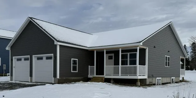$489,000 | 16 Dozer Drive, St. Albans Town, VT 05478