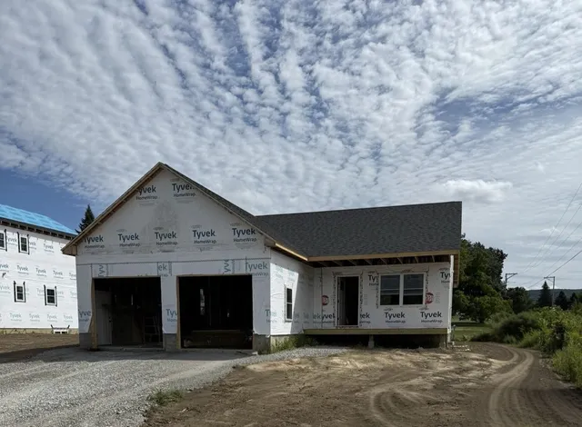 $489,000 | 16 Dozer Drive, St. Albans Town, VT 05478