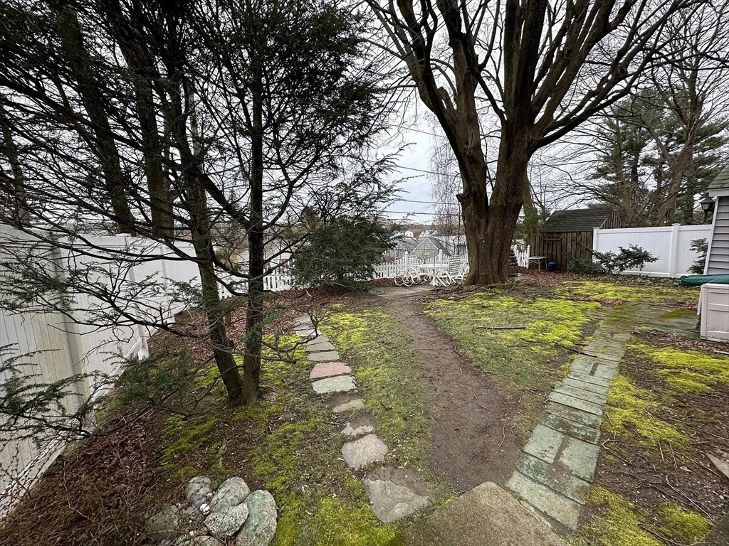 25 Dustin Street, Unit 3 Worcester, MA 01604 - Photo 12 of 12