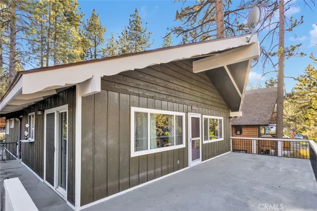 $450,000 | 5771 Heath Creek Drive, Wrightwood, CA 92397
