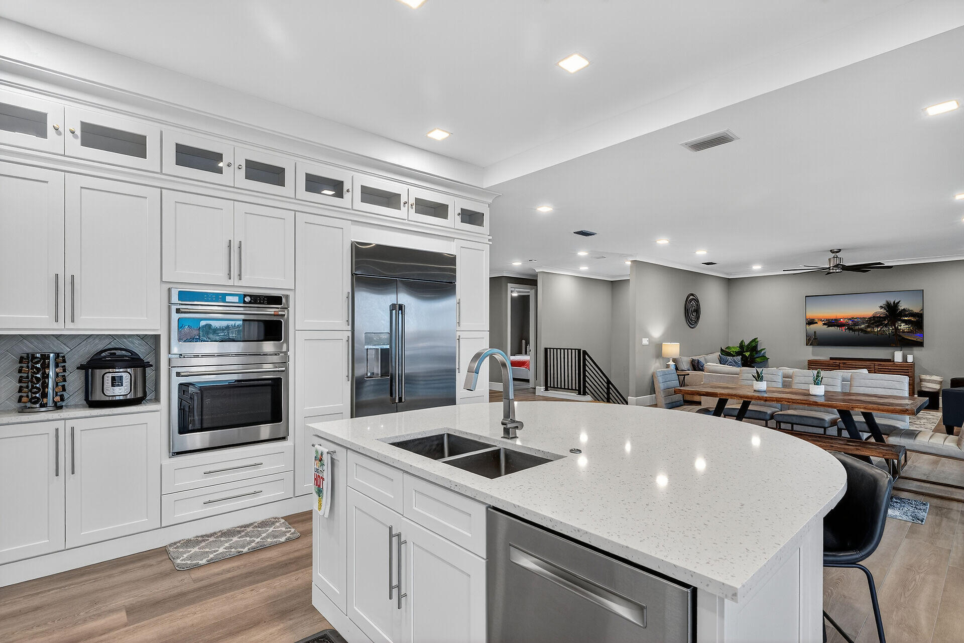 435 Sombrero Beach Road Marathon, FL 33050 - Photo 14 of 64 Gourmet Kitchen