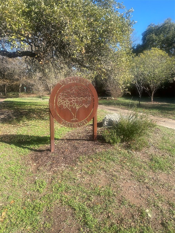 5104 Summerset Trail Austin, TX 78749 - Photo 4 of 9 a view of a garden with a bench
