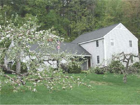 615 Center Road Lyndeborough, NH 03082 - Photo 1 of 1