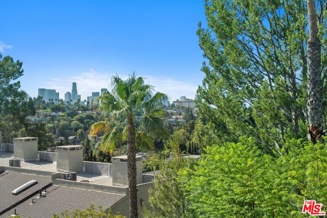 3023 Berkeley Avenue, Unit 8 Los Angeles, CA 90026 - Photo 13 of 38