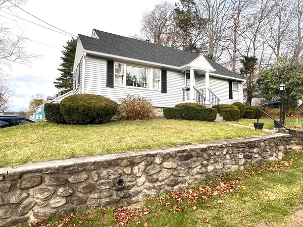 $346,000 | 14 Beech Street, Southbridge, MA 01550