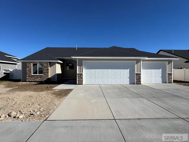 $500,000 | 4970 Pierce Avenue, Chubbuck, ID 83202