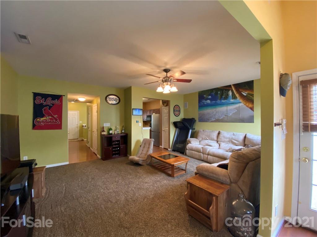 4870 Prosperity Ridge Road Charlotte, NC 28269 - Photo 13 of 37 Gallery Image 13