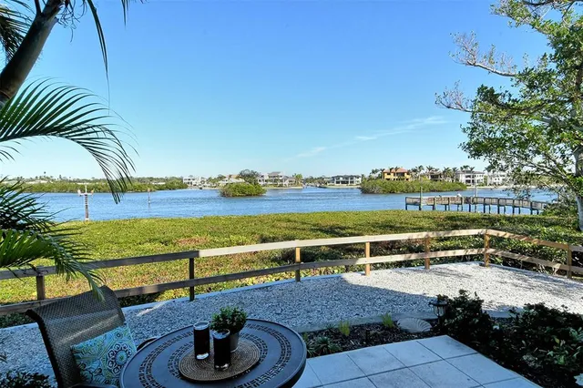 $899,000 | 6047 East Peppertree Way, Unit 224, Sarasota, FL 34242