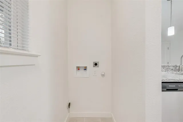 $2,200 | 3853 Commonwealth Drive, Garland, TX 75043