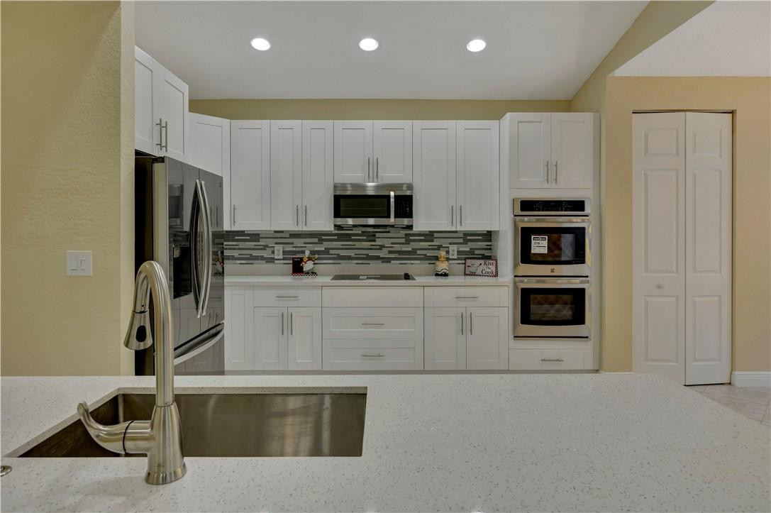 19091 2 River Lane Boca Raton, FL 33498 - Photo 4 of 40 Photo 4