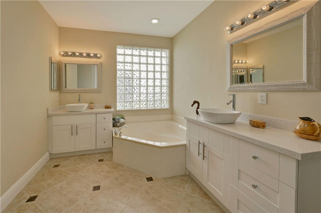 19091 2 River Lane Boca Raton, FL 33498 - Photo 6 of 40 Photo 6