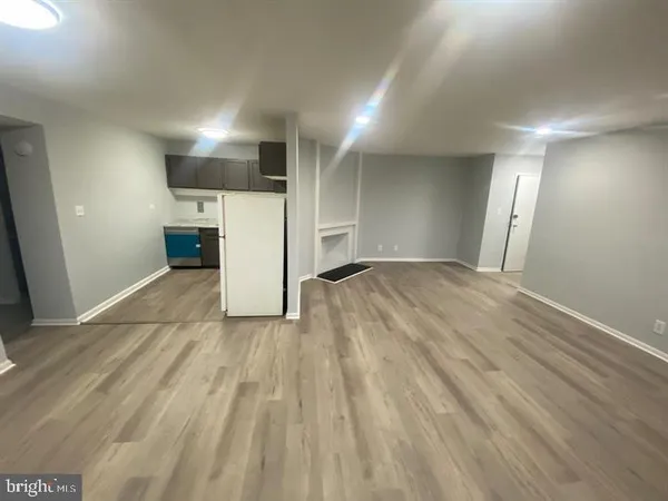 $1,625 | 5801 Quantrell Avenue, Unit L9, Alexandria, VA 22312