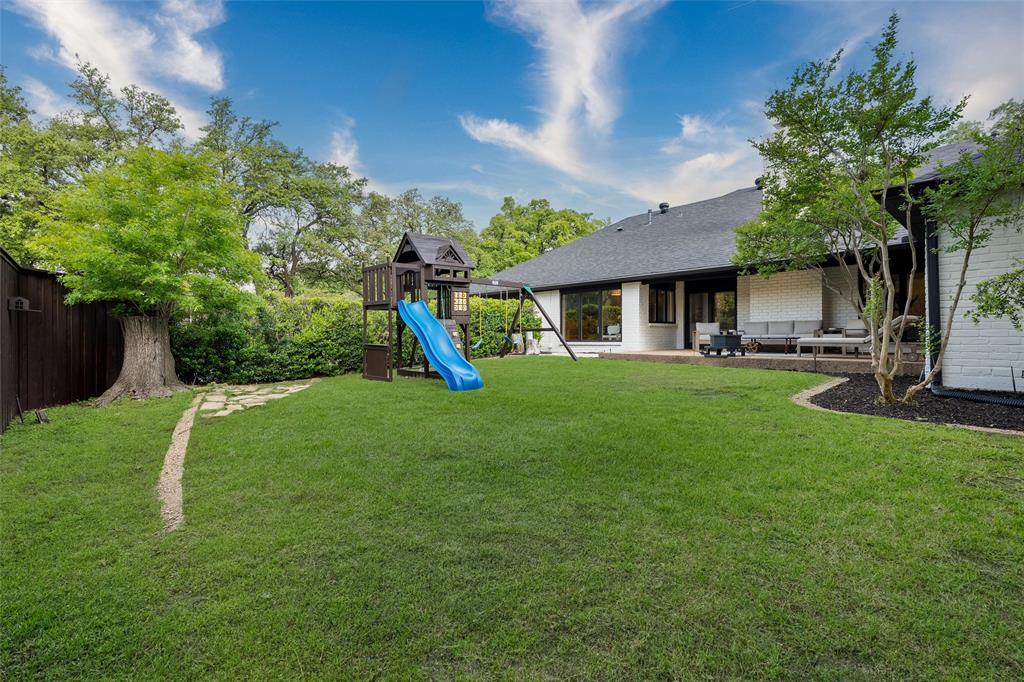 7108 Hunters Ridge Drive Dallas, TX 75248 - Photo 38 of 40