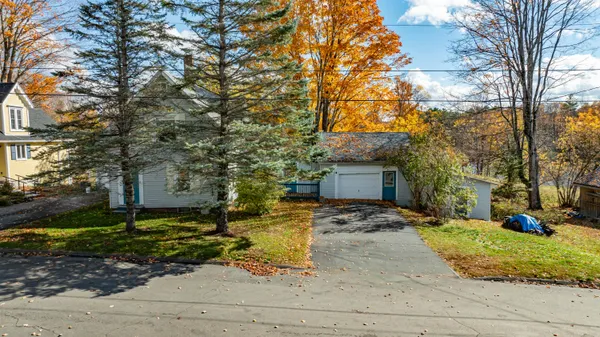 $219,000 | 18 Green Street, Dover-Foxcroft, ME 04426