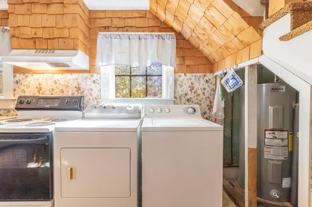 $239,000 | 18 Green Street, Dover-Foxcroft, ME 04426