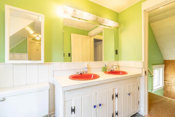 $219,000 | 18 Green Street, Dover-Foxcroft, ME 04426